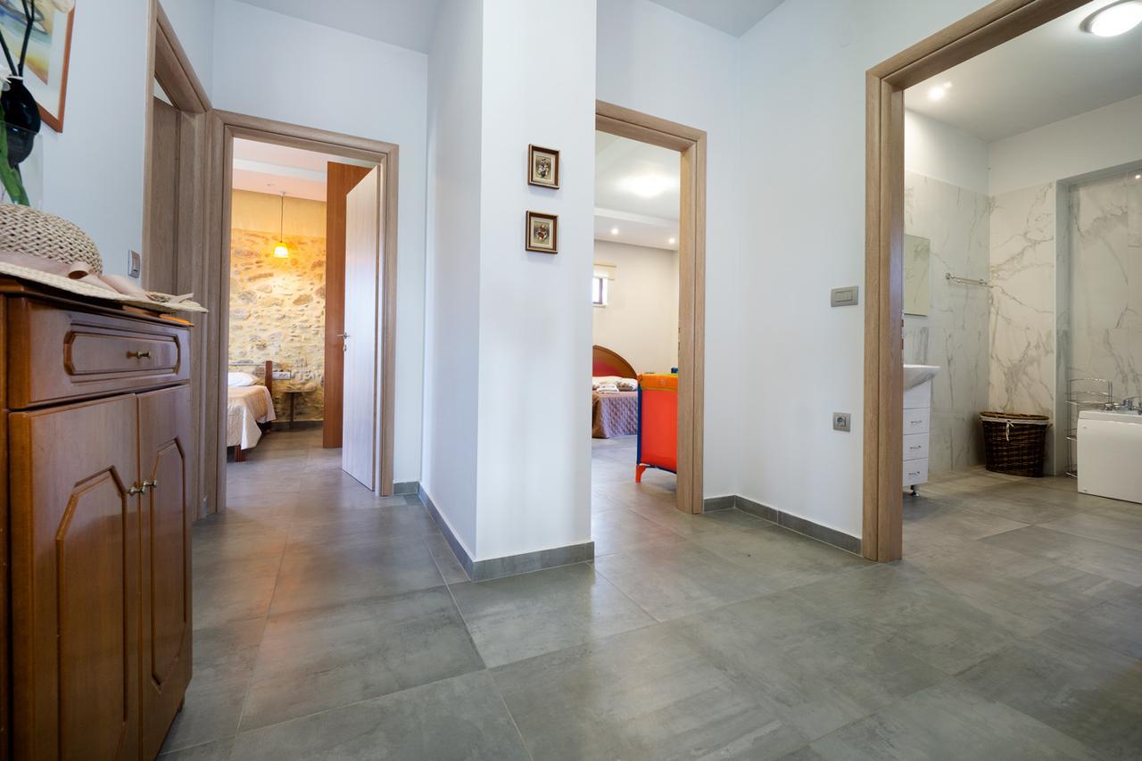 Iridanos Villa Kissamos Exterior photo